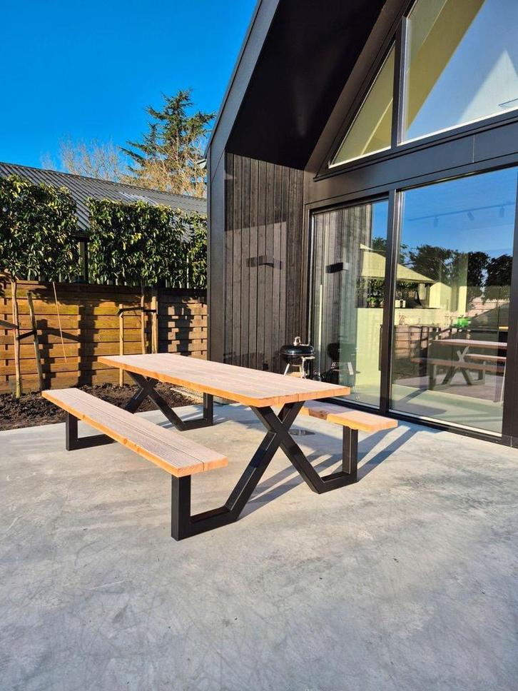 Robuuste douglas picknicktafels met stalen x frame, Tuin en Terras, Picknicktafels, Kinderpicknicktafel, Rechthoekig, Nieuw, Hout