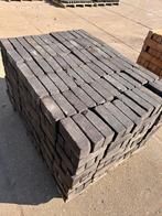 Partij dikformaten – 112 m² beschikbaar, Gebruikt, 10 m² of meer, Klinkers