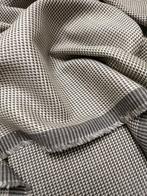 B117 - 590 x 155 cm - Straordinario tessuto in Pura lana