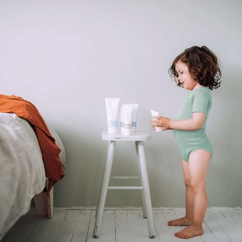 Naïf Kids Nourishing Shampoo - 100ml, Sieraden, Tassen en Uiterlijk, Uiterlijk | Haarverzorging, Shampoo of Conditioner, Nieuw