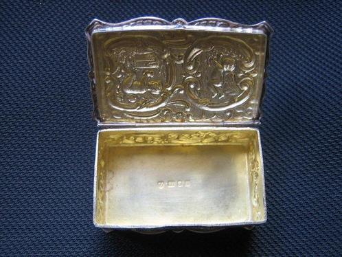 Pillendoosje - .925 zilver - Engelse pillendoos, Antiek en Kunst, Antiek | Goud en Zilver
