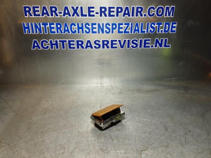 Asbak van een klassieke Opel, kleur bruin. (Interieur), Auto-onderdelen, Interieur en Bekleding, Nieuw, Opel, Verzenden