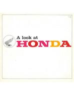 1967 HONDA PROGRAMMA BROCHURE ENGELS, Boeken, Auto's | Folders en Tijdschriften, Nieuw, Honda, Author