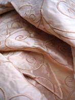 Embroidery Silk Dupion 300x140 - Textiel - 300 cm - 135 cm