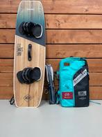 Kitesurf Set Compleet! Eleveight RS 5m + Lieuwe Board + Bar, Kitesurf-set, Twintip, Ophalen of Verzenden, Zo goed als nieuw