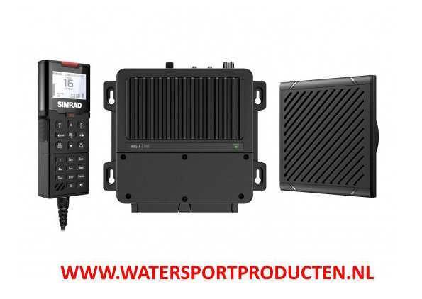 Simrad VHF RADIO RS100 SYSTEM ( 000-15643-001), Watersport en Boten, Navigatiemiddelen en Scheepselektronica, Communicatie, Nieuw