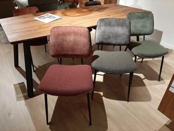 Novali eetkamerstoelen (set van 6) **SHOWROOMMODEL** beschikbaar voor biedingen