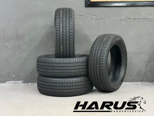 215/60/17 96H Kumho zomerbanden nieuw/demo 4 stuks, Auto-onderdelen, Banden en Velgen, 17 inch, Erkend duurzaam, Zomerbanden, 215 mm