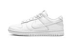 Nike Dunk Low Triple White (2021) - maat 44 (Sneakers), Verzenden, Wit, Nieuw, ["Nike","Nike Dunk"]