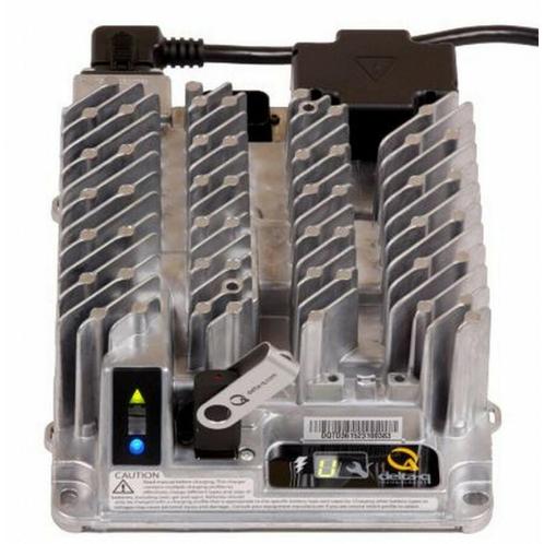 Delta-Q acculader IC650 IP66 48V/13,5A (1) 85-230VAC, Auto-onderdelen, Accu's en Toebehoren, Ophalen of Verzenden