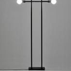 2dekans | SERAX - STAANLAMP KVG NR. 15 - 03 ZWART 60X16 H161, Huis en Inrichting, Ophalen of Verzenden, Zo goed als nieuw