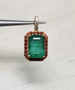 Hanger - 18 karaat Geel goud - 3.77ct. tw. Smaragd - Saffier