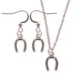 Set - Ketting 55cm - Oorbellen Zilverkleurig - Hangertje Hoe, Ophalen of Verzenden, Nieuw