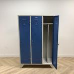 Tweedehands Garderobe/lockerkast 3 deurs, met hang en leg, Huis en Inrichting, Kasten | Kledingkasten, Ophalen of Verzenden, Gebruikt