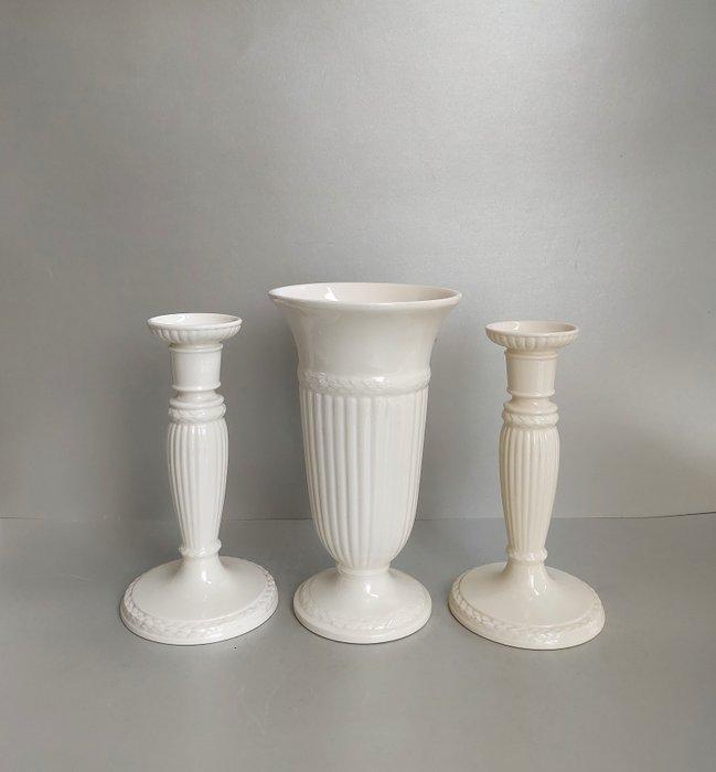 Wedgwood - John Goodwin - Vaas (3) - Edme - Porselein - Set, Antiek en Kunst, Curiosa en Brocante