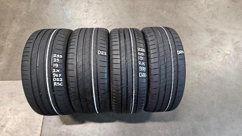 255/35/19--225/40/19 96/93Y BRIDGESTONE *RSC D22 5,5/7MM, Auto-onderdelen, Banden en Velgen, 19 inch, Erkend duurzaam, Zomerbanden