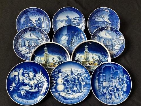 Royal Copenhagen, Bareuther Waldsassen & Royal Tettau -, Antiek en Kunst, Antiek | Meubels | Tafels