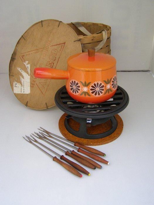 AUBECQ - Eetservies (13) - Emaille, Hout, Metaal, Cork -, Antiek en Kunst, Antiek | Keukenbenodigdheden