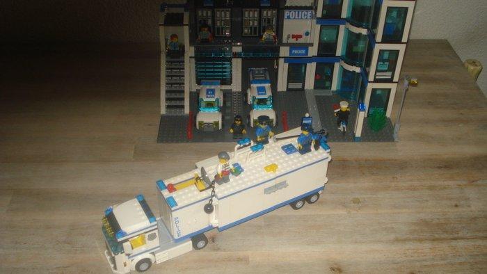Lego Set - City - 2 sets lego politie 7498-60044, Kinderen en Baby's, Speelgoed | Duplo en Lego