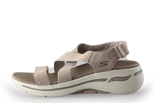 Skechers Sandalen in maat 38 Beige | 10% extra korting, Kleding | Dames, Schoenen, Beige, Zo goed als nieuw, Sandalen of Muiltjes