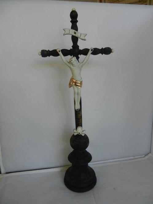 Antiek Crucifix - Hout en biscuit porselein - Early 20th, Antiek en Kunst, Kunst | Niet-Westerse kunst