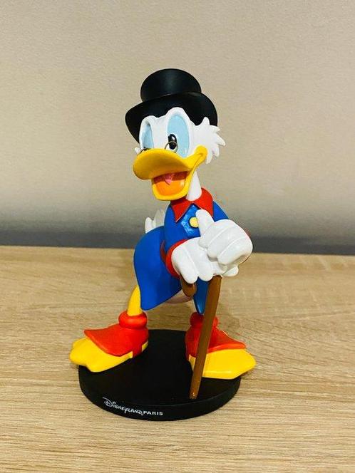 Disneyland Paris - Beeldje - Uncle Scrooge with walking, Verzamelen, Disney