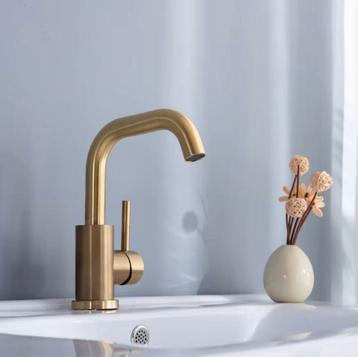 Wastafelkraan Geborsteld Goud - Nieuwe Kraan - 5x17x25cm beschikbaar voor biedingen