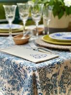 Blauwe en witte toile de Jouy tafeldoek voor ruime tafels. -, Antiek en Kunst, Curiosa en Brocante