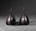 Abumi  (stirrups) - ijzer, lak, zilver - Japan -, Antiek en Kunst
