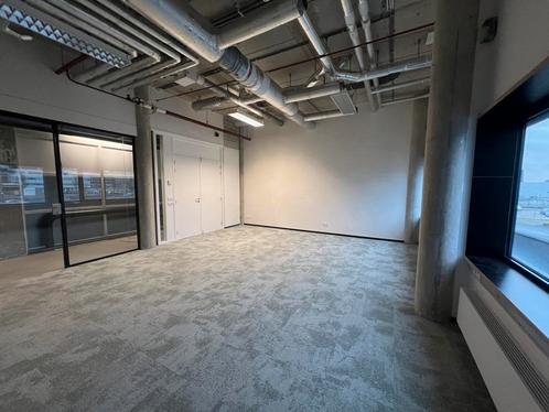 Kantoorruimte 55 m/2 op De Zwette (West) te Leeuwarden, Zakelijke goederen, Bedrijfs Onroerend goed, Kantoorruimte, Huur