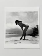Bunny Yeager (1929-2014) - Pin-up Bettie Page nude in Key, Antiek en Kunst