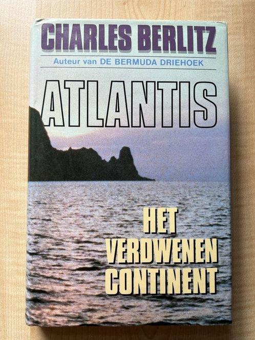 Atlantis - Charles Berlitz 9789026970603 Charles Berlitz, Boeken, Geschiedenis | Wereld, Gelezen, Verzenden