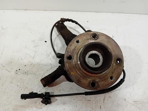 Wielnaaf rechts voor Renault Twingo II 1.2, Auto-onderdelen, Ophanging en Onderstel, ARN erkend, Stiba lid, Erkend duurzaam, Gebruikt