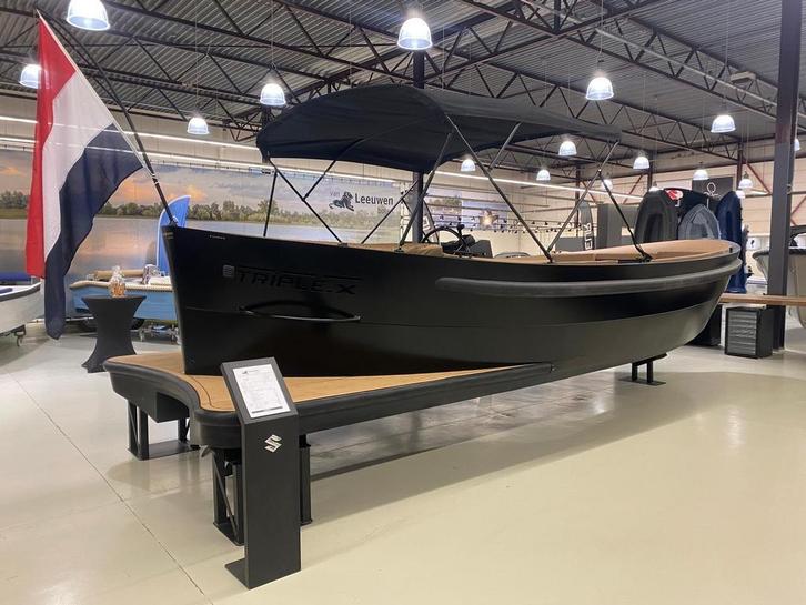 TRIPLE X800 | Exclusive Edition | 250PK Suzuki ! | Vaarklaar, Watersport en Boten, Sloepen, Buitenboordmotor, 70 pk of meer, 6 meter of meer