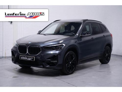 BMW X1 sDrive20i Aut Sportline Panodak NAP va € 449/mnd, Auto's, BMW, Origineel Nederlands, Dealer onderhouden, Onderhoudsboekje