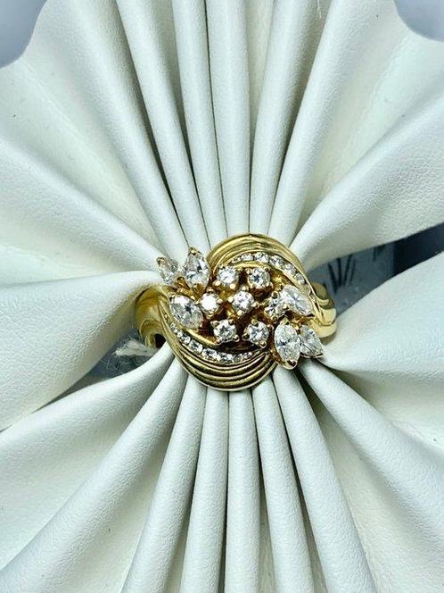 Pala Diamond - Statement ring - 18 karaat Geel goud -, Sieraden, Tassen en Uiterlijk, Antieke sieraden
