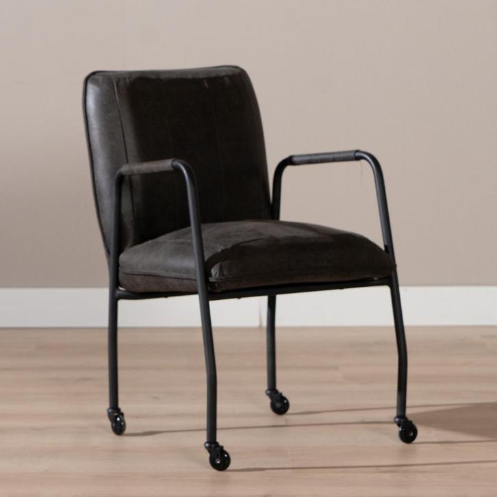 50% Korting: Eetkamerstoel met wieltjes Mila eco-leer, Huis en Inrichting, Stoelen, Grijs, Zo goed als nieuw, Leer, Ophalen