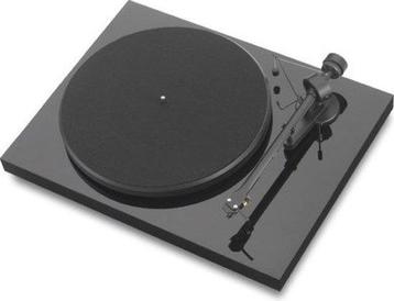 Pro-Ject Debut III DC OM5e Platenspeler - Zwart beschikbaar voor biedingen