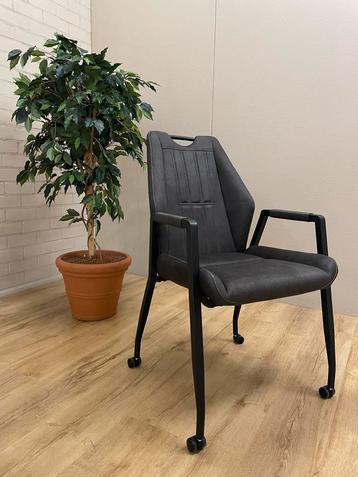 GROTE OPRUIMING eetkamerstoelen! Direct leverbaar ! SALE beschikbaar voor biedingen