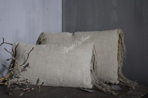 Aura Peeperkorn linnen kussen franje Senn 40 x 60 cm, Huis en Inrichting, Woonaccessoires | Kussens, Nieuw, Ophalen of Verzenden