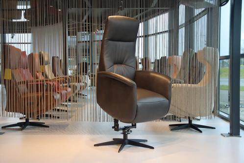 Sta op stoel De Toekomst Fab-5 F5-200 in leer 2motoren+accu, Huis en Inrichting, Fauteuils, Nieuw, Leer, Ophalen of Verzenden