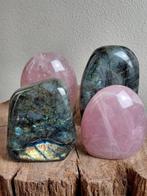Rozenkwarts & Labradoriet edelsteen sculpturen met flash-