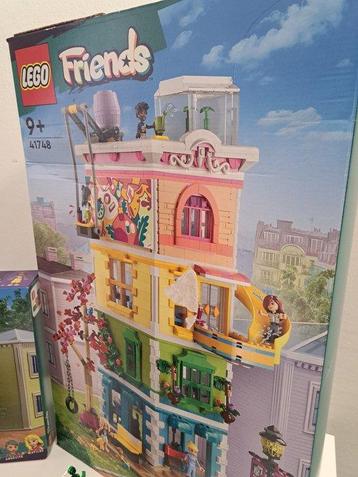 Lego Set - Friends - Lego Friends flat 41748+41747 (NO FIGS) beschikbaar voor biedingen