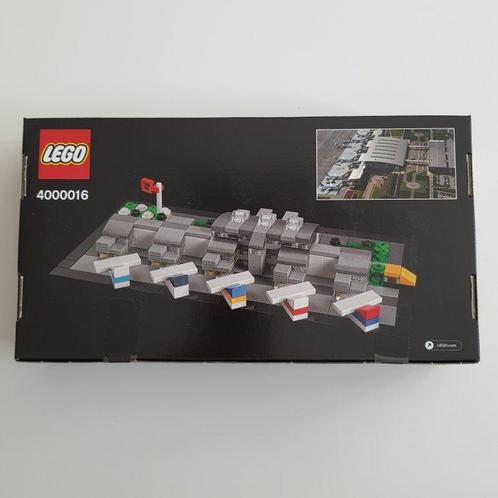 Lego Set - 4000016 - Architecture - Billund Airport, Kinderen en Baby's, Speelgoed | Duplo en Lego