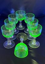 Drinkglas (8) - Glas -  Uranium portglazen, Antiek en Kunst