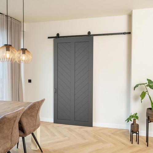 Houten loftdeur, klassiek grijs, visgraat design, Doe-het-zelf en Verbouw, Kozijnen en Schuifpuien, Nieuw, 75 tot 150 cm, Hout