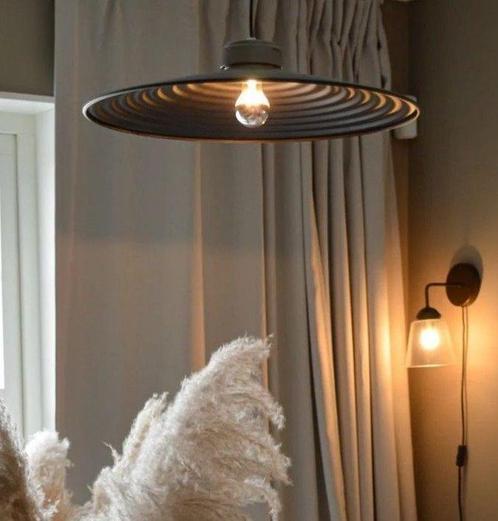 Herstal - Mikael Berlin - Plafondlamp - Geluid 400 - Zwart -, Antiek en Kunst, Antiek | Lampen