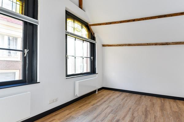 Appartement Schoolstraat in Den Haag, Huizen en Kamers, Huizen te huur, Via bemiddelaar, Den Haag, Appartement