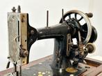 Naaimachine - Hout, IJzer, Messing - Victoria Naaimachine