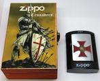 Zippo - Zonder minimumprijs - Aansteker - CRUSADERS in een, Verzamelen, Rookartikelen, Aanstekers en Luciferdoosjes, Nieuw